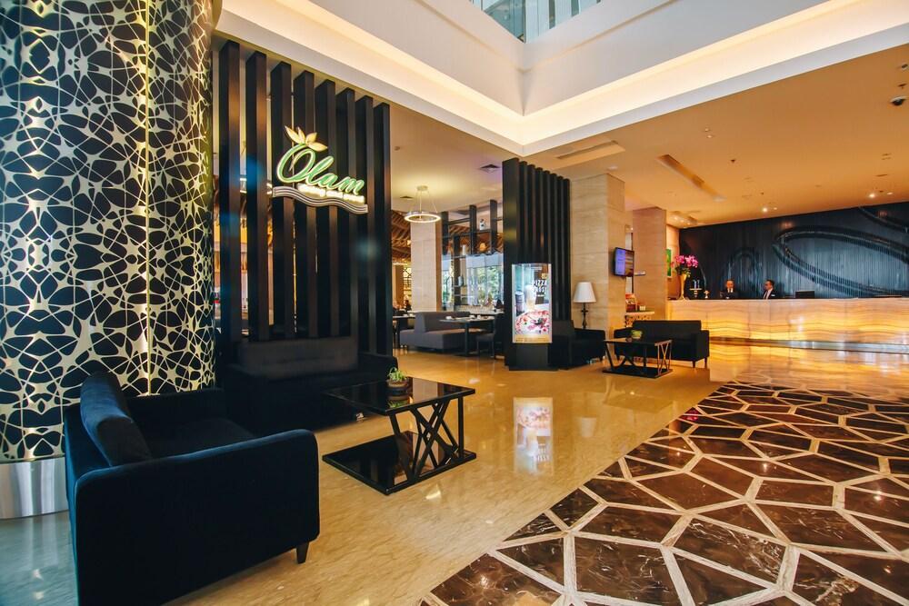 JS Luwansa Hotel&Convention Center Jakarta Buitenkant foto