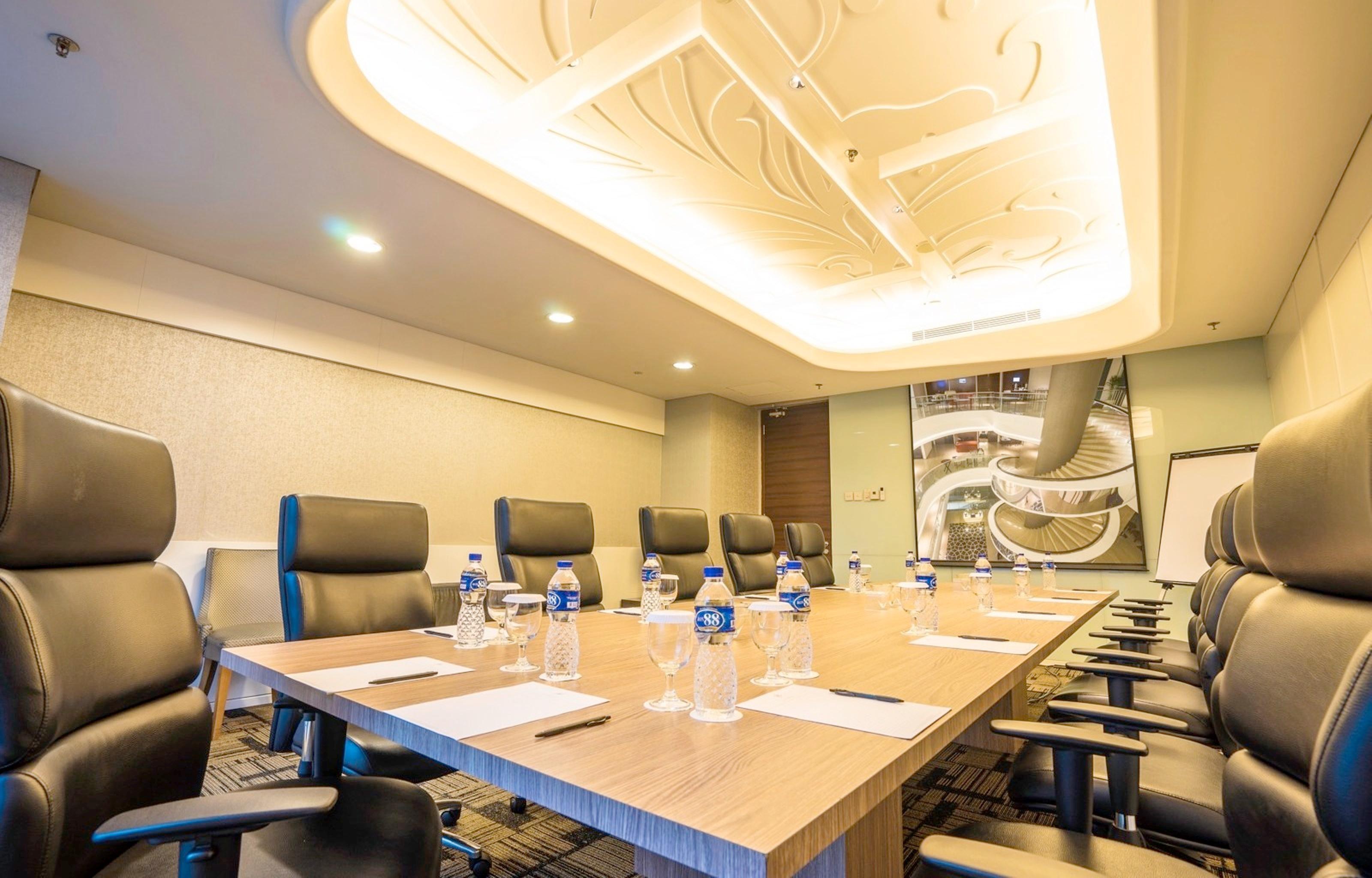 JS Luwansa Hotel&Convention Center Jakarta Buitenkant foto