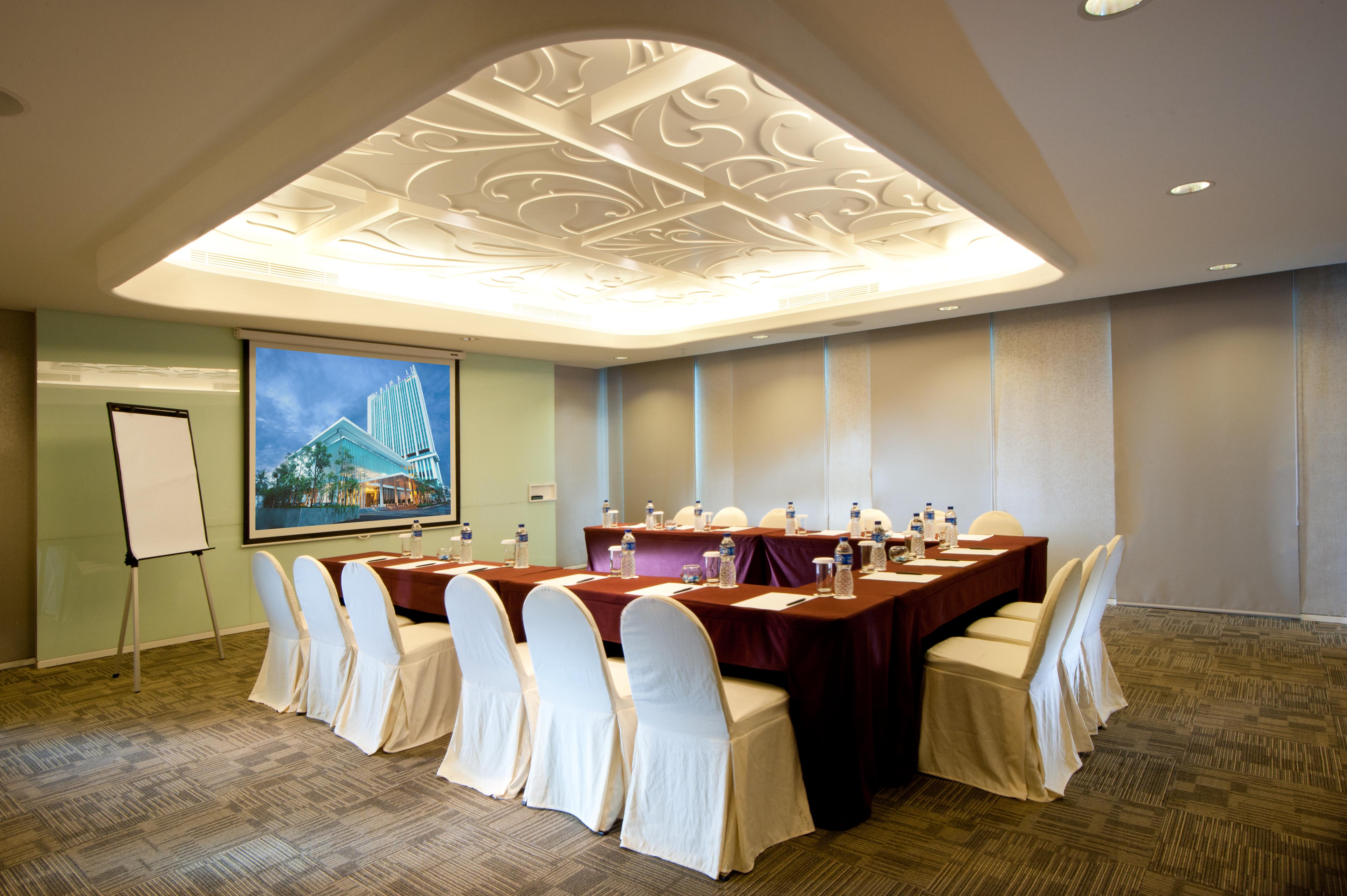 JS Luwansa Hotel&Convention Center Jakarta Buitenkant foto
