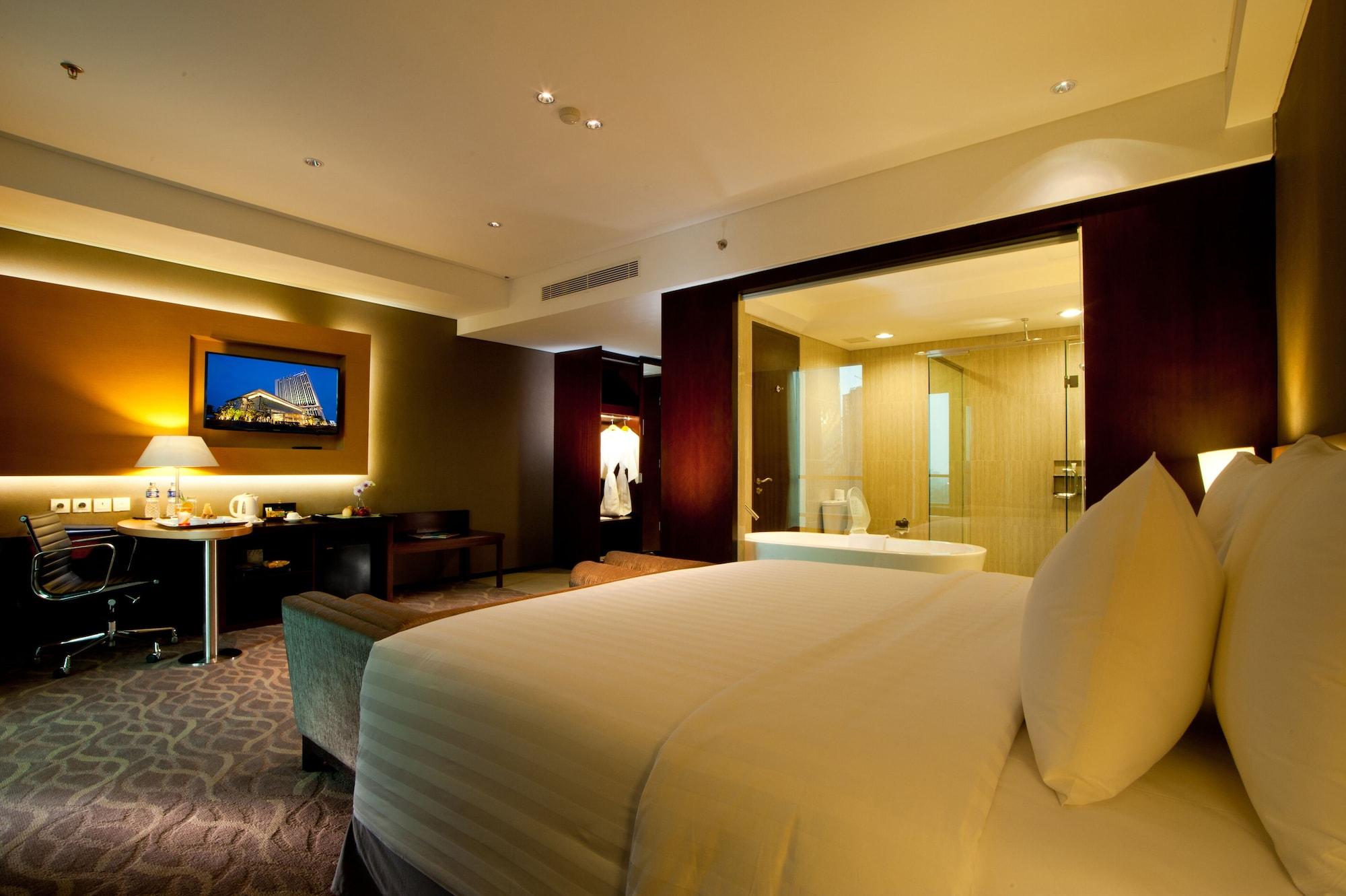 JS Luwansa Hotel&Convention Center Jakarta Buitenkant foto