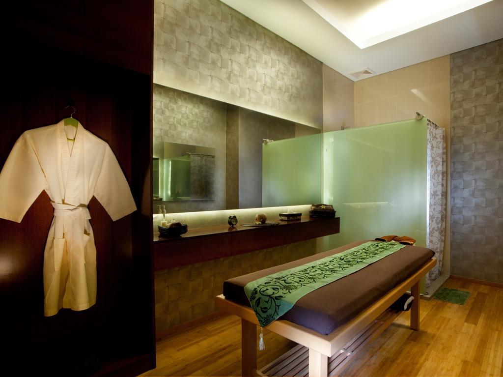 JS Luwansa Hotel&Convention Center Jakarta Buitenkant foto